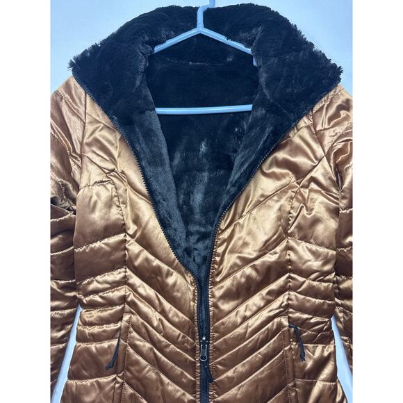 The North Face Women's Fur Lined Bronze Puffer Jacket - Size XS - Picture 3 of 8